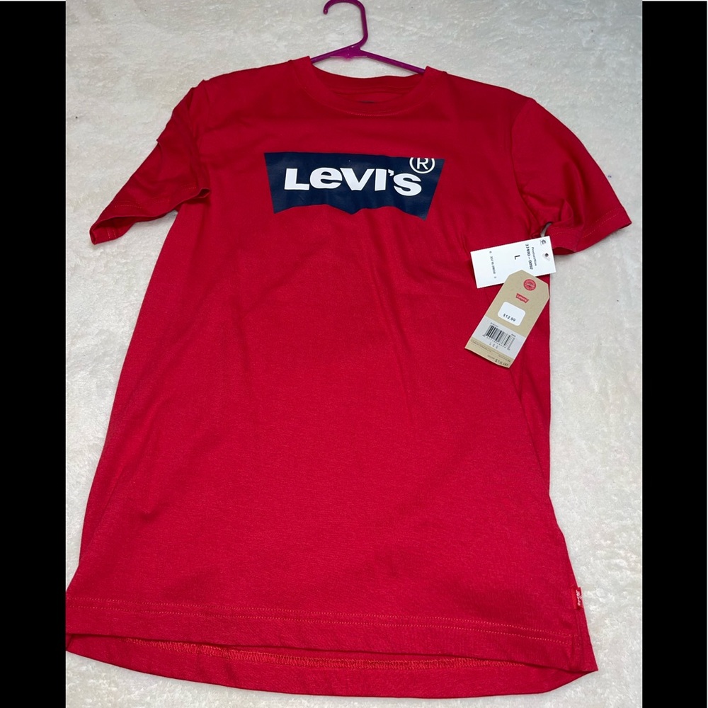Levi’s shirt